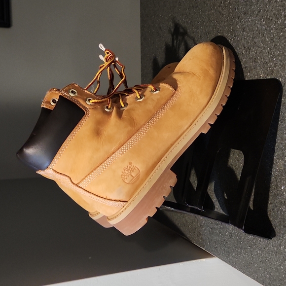 Timberland Boots - Picture 2 of 4